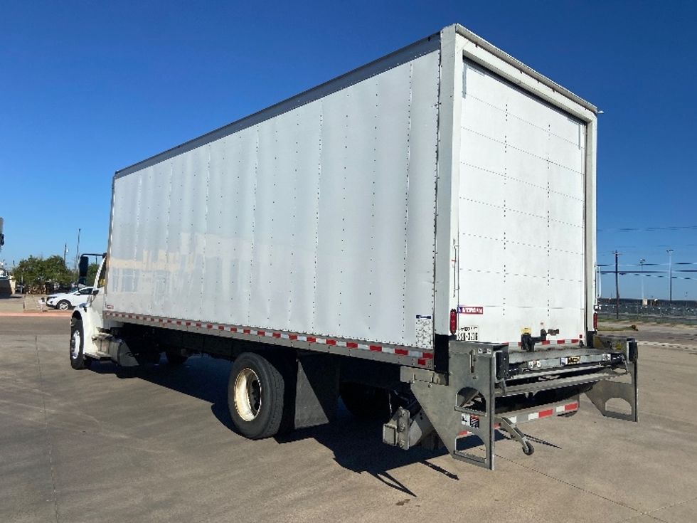 Medium Duty Box Truck-Light and Medium Duty Trucks-Freightliner-2022-M2-Arlington-TX-319,583\n\t\tmiles-$ 36,500 - Image 6