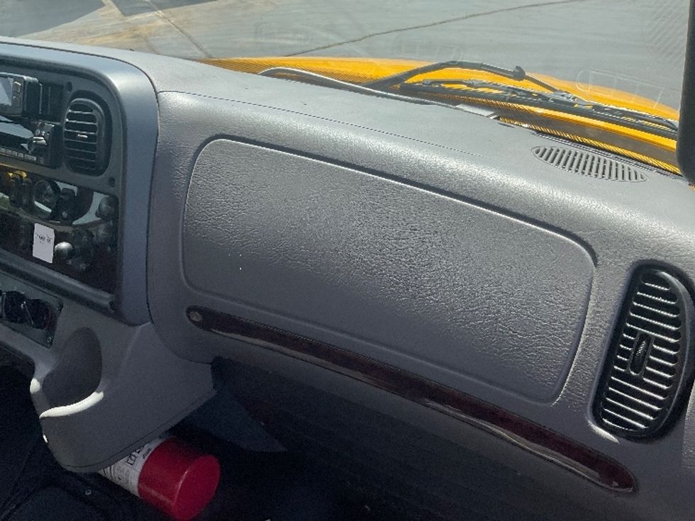 Medium Duty Box Truck-Light and Medium Duty Trucks-Freightliner-2022-M2-Aurora-CO-109,077\n\t\tmiles-$ 75,500 - Image 21