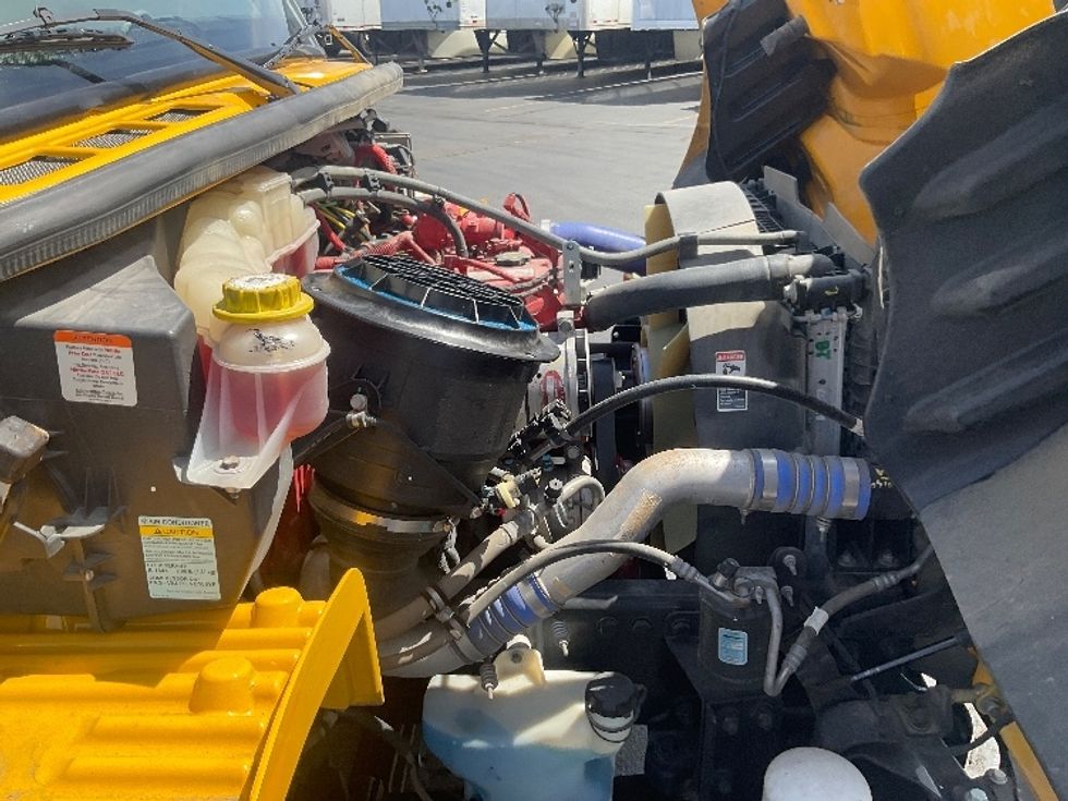 Medium Duty Box Truck-Light and Medium Duty Trucks-Freightliner-2022-M2-Aurora-CO-109,077\n\t\tmiles-$ 75,500 - Image 23