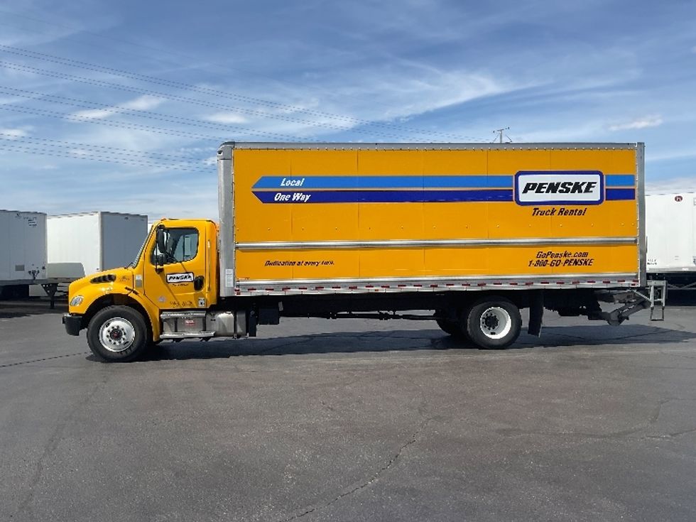 Medium Duty Box Truck-Light and Medium Duty Trucks-Freightliner-2022-M2-Aurora-CO-109,077\n\t\tmiles-$ 75,500 - Image 4