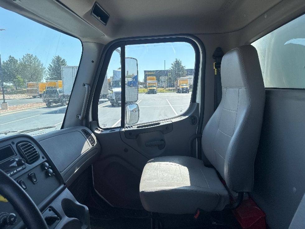 Medium Duty Box Truck-Light and Medium Duty Trucks-Freightliner-2022-M2-Aurora-CO-163,146\n\t\tmiles-$ 69,750 - Image 19