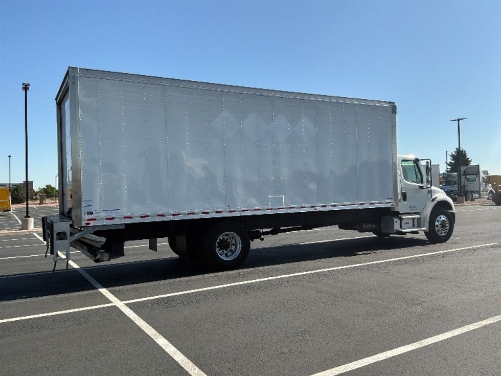 Medium Duty Box Truck-Light and Medium Duty Trucks-Freightliner-2022-M2-Aurora-CO-172,838\n\t\tmiles-$ 65,500 - Image 13