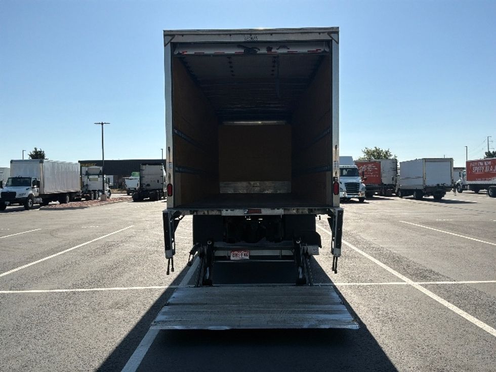 Medium Duty Box Truck-Light and Medium Duty Trucks-Freightliner-2022-M2-Aurora-CO-172,838\n\t\tmiles-$ 65,500 - Image 9