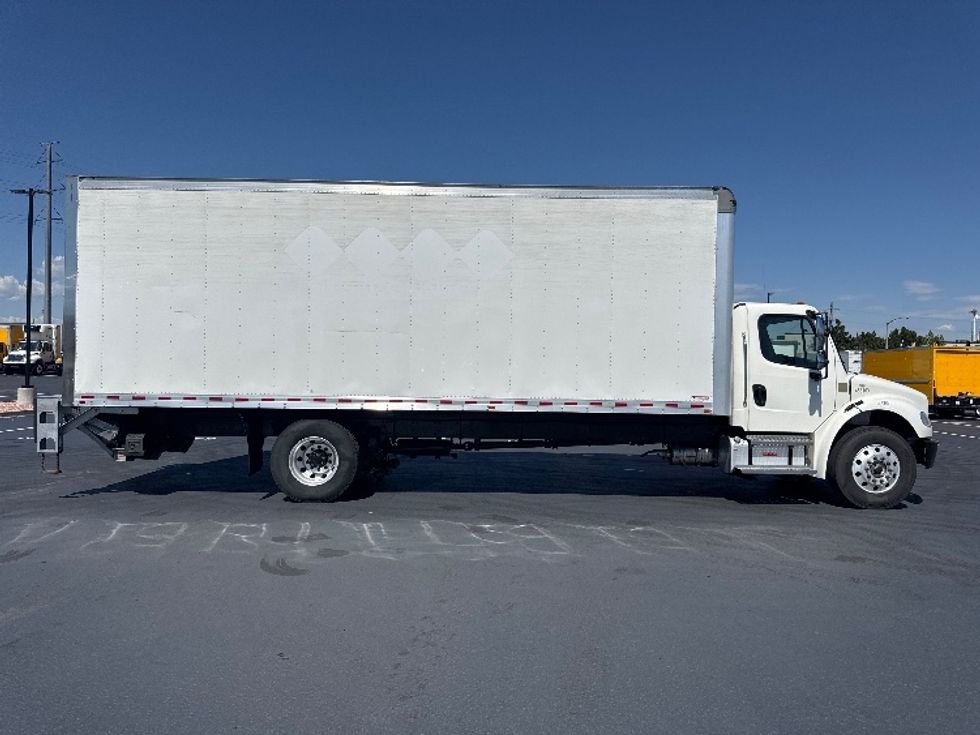Medium Duty Box Truck-Light and Medium Duty Trucks-Freightliner-2022-M2-Aurora-CO-197,088\n\t\tmiles-$ 63,750 - Image 15