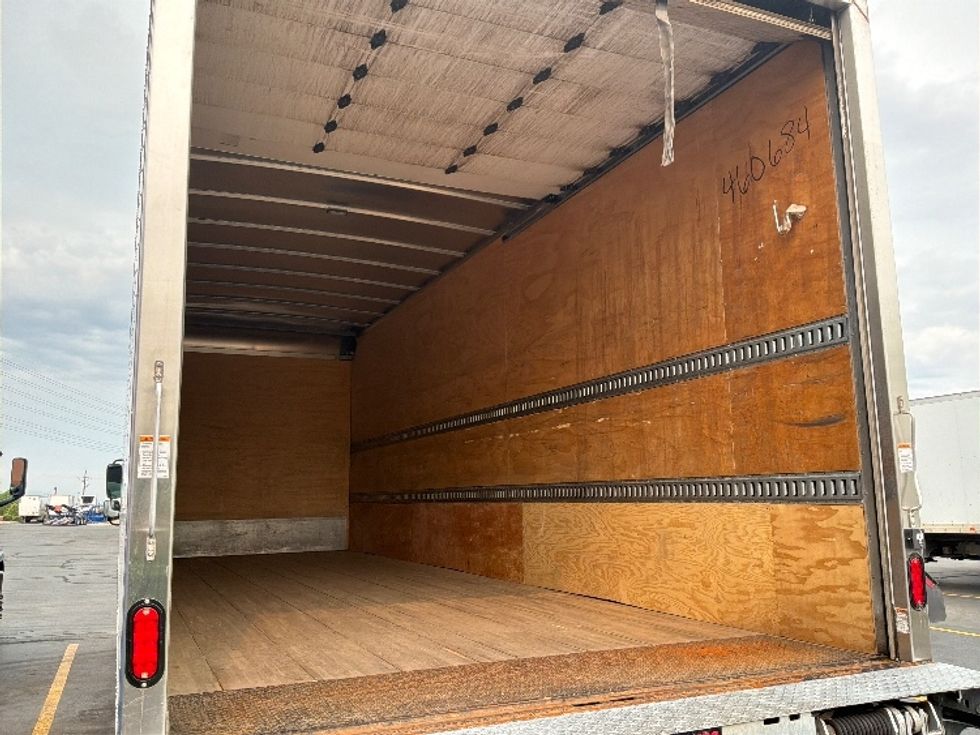 Medium Duty Box Truck-Light and Medium Duty Trucks-Freightliner-2022-M2-Aurora-CO-205,225\n\t\tmiles-$ 56,500 - Image 12