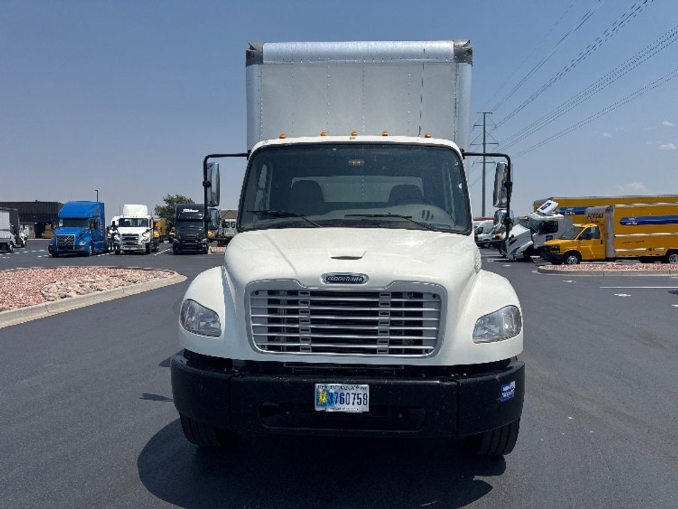 Medium Duty Box Truck-Light and Medium Duty Trucks-Freightliner-2022-M2-Aurora-CO-205,225\n\t\tmiles-$ 56,500 - Image 2