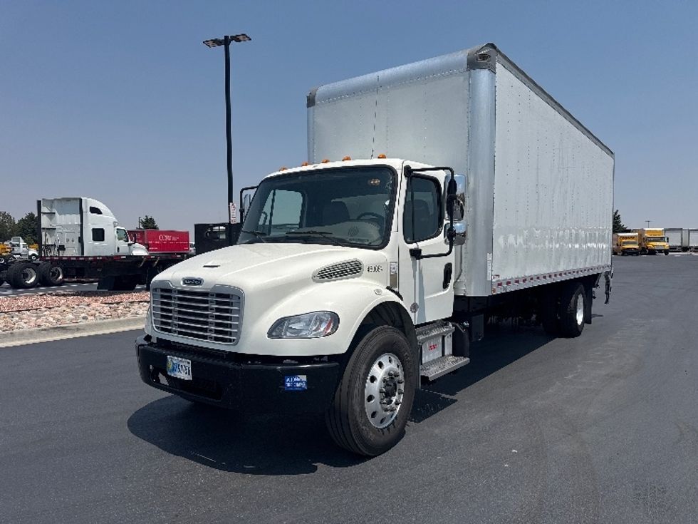 Medium Duty Box Truck-Light and Medium Duty Trucks-Freightliner-2022-M2-Aurora-CO-205,225\n\t\tmiles-$ 56,500 - Image 3