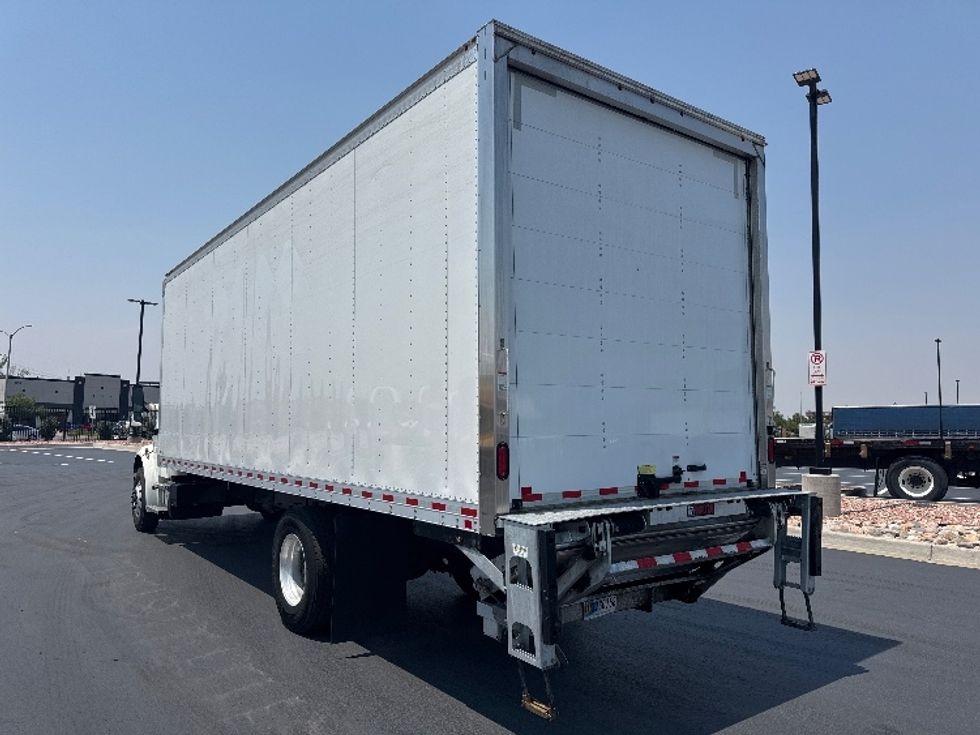 Medium Duty Box Truck-Light and Medium Duty Trucks-Freightliner-2022-M2-Aurora-CO-205,225\n\t\tmiles-$ 56,500 - Image 6