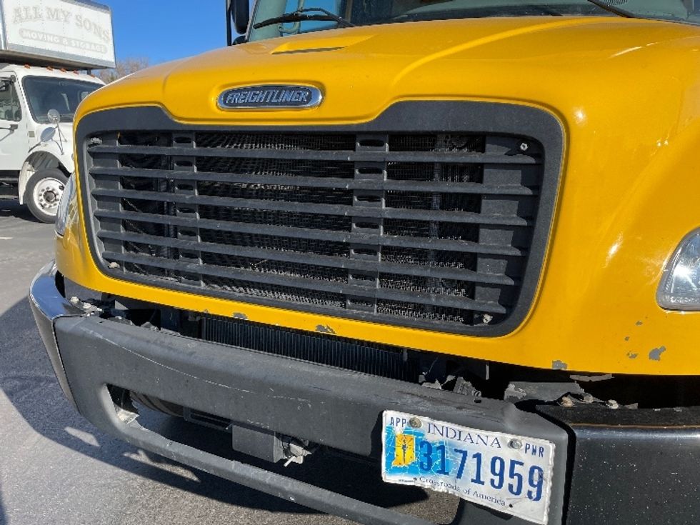 Medium Duty Box Truck-Light and Medium Duty Trucks-Freightliner-2022-M2-Aurora-CO-246,151\n\t\tmiles-$ 52,500 - Image 26