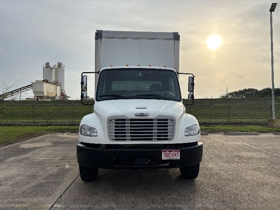 Medium Duty Box Truck-Light and Medium Duty Trucks-Freightliner-2022-M2-Aurora-CO-96,543\n\t\tmiles-$ 78,750 - Image 2