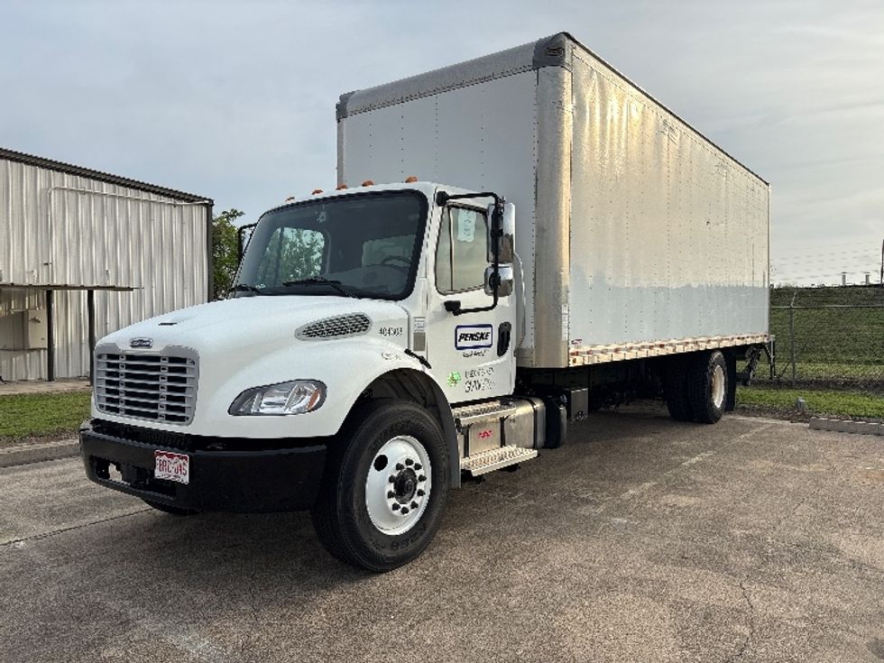 Medium Duty Box Truck-Light and Medium Duty Trucks-Freightliner-2022-M2-Aurora-CO-96,543\n\t\tmiles-$ 78,750 - Image 3
