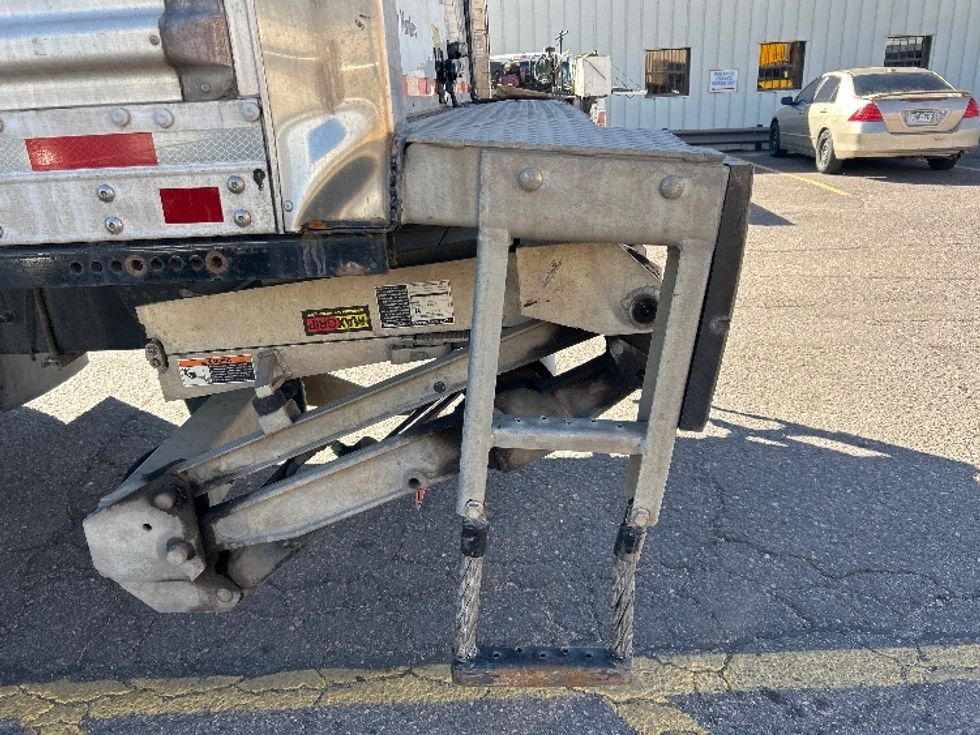 Medium Duty Box Truck-Light and Medium Duty Trucks-Freightliner-2022-M2-Aurora-CO-99,335\n\t\tmiles-$ 76,750 - Image 28