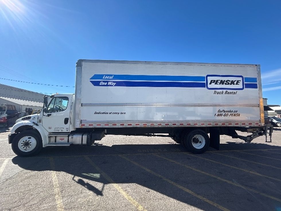Medium Duty Box Truck-Light and Medium Duty Trucks-Freightliner-2022-M2-Aurora-CO-99,335\n\t\tmiles-$ 76,750 - Image 4