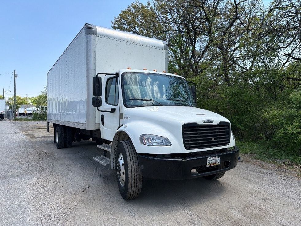 Medium Duty Box Truck-Light and Medium Duty Trucks-Freightliner-2022-M2-Baltimore-MD-205,066\n\t\tmiles-$ 56,000 - Image 1