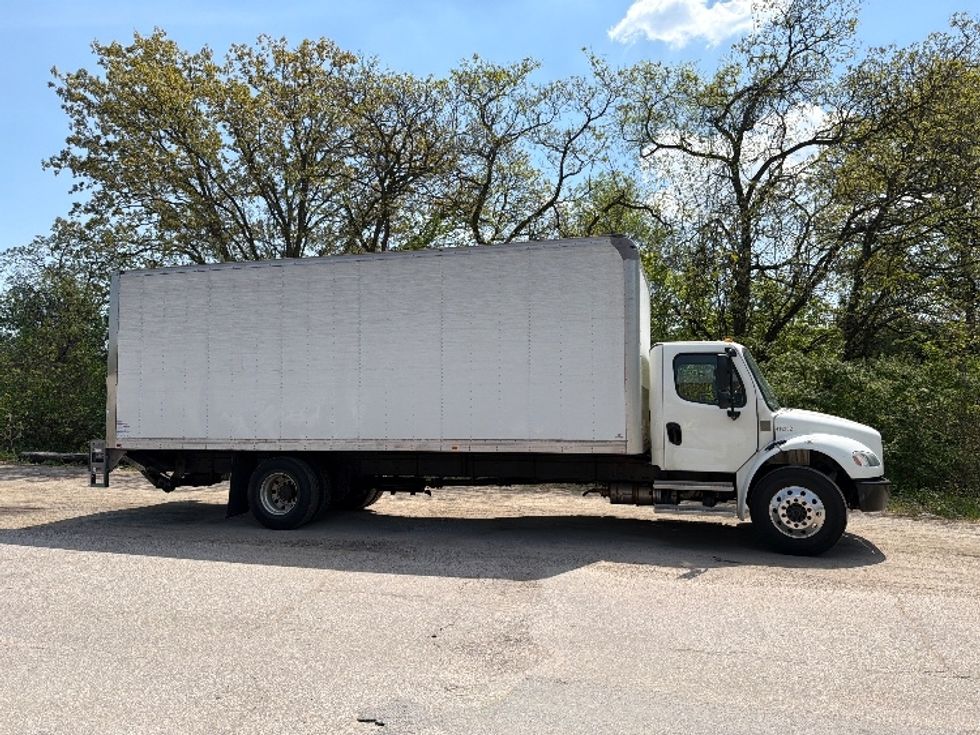 Medium Duty Box Truck-Light and Medium Duty Trucks-Freightliner-2022-M2-Baltimore-MD-205,066\n\t\tmiles-$ 56,000 - Image 13