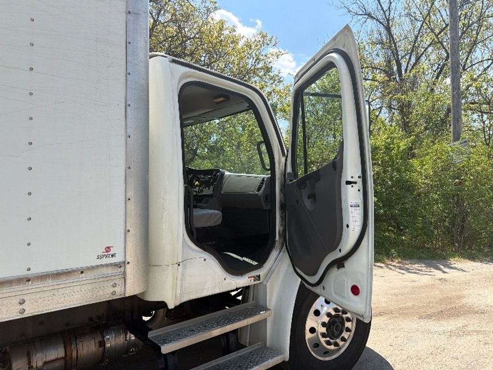 Medium Duty Box Truck-Light and Medium Duty Trucks-Freightliner-2022-M2-Baltimore-MD-205,066\n\t\tmiles-$ 56,000 - Image 20
