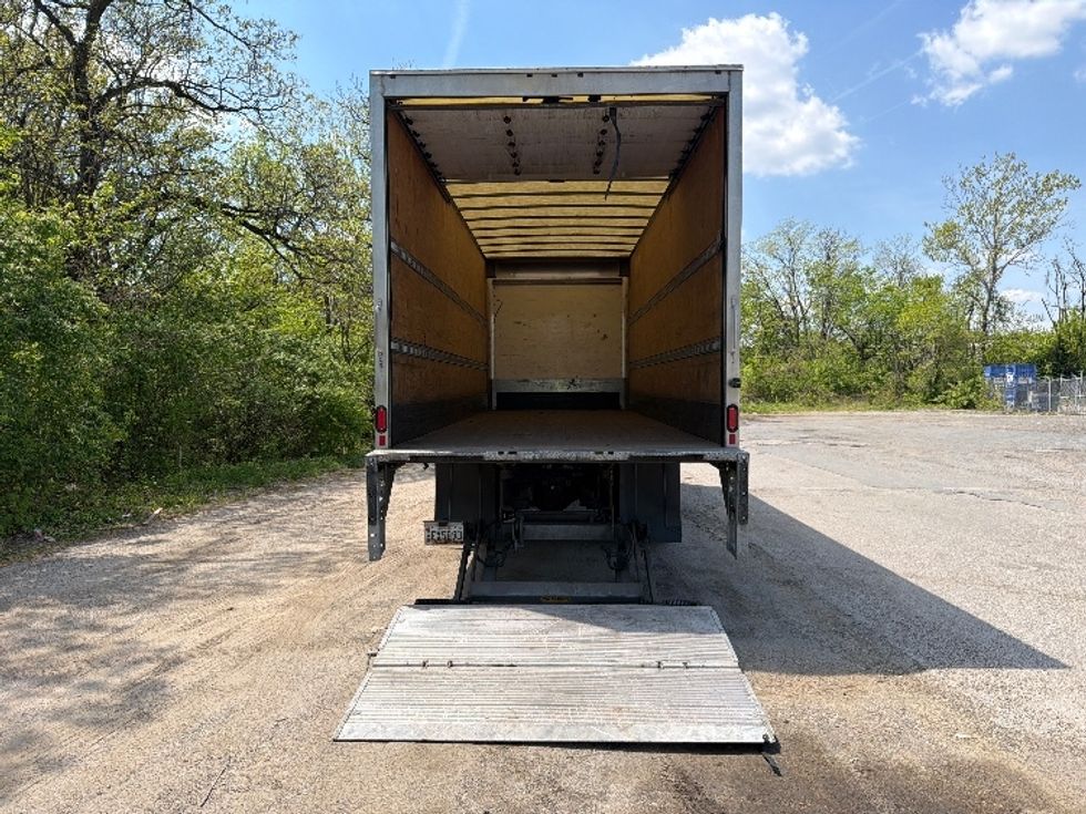 Medium Duty Box Truck-Light and Medium Duty Trucks-Freightliner-2022-M2-Baltimore-MD-205,066\n\t\tmiles-$ 56,000 - Image 9