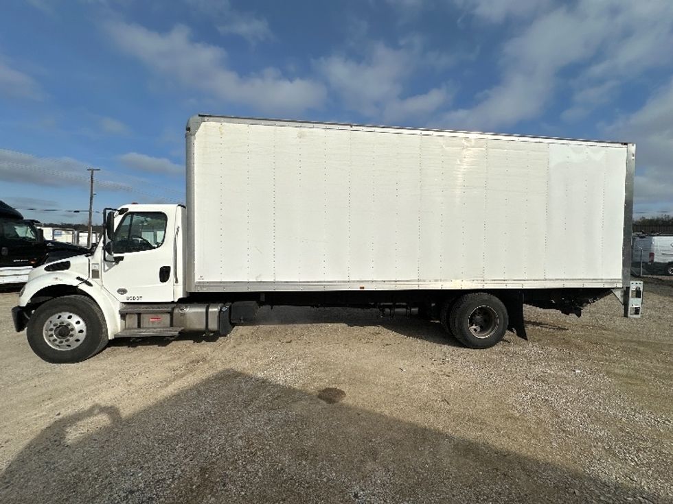 Medium Duty Box Truck-Light and Medium Duty Trucks-Freightliner-2022-M2-Baltimore-MD-221,047\n\t\tmiles-$ 53,000 - Image 15