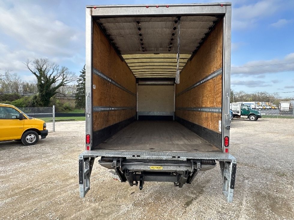 Medium Duty Box Truck-Light and Medium Duty Trucks-Freightliner-2022-M2-Baltimore-MD-221,047\n\t\tmiles-$ 53,000 - Image 8