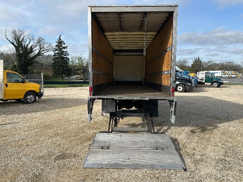 Medium Duty Box Truck-Light and Medium Duty Trucks-Freightliner-2022-M2-Baltimore-MD-221,047\n\t\tmiles-$ 53,000 - Image 9