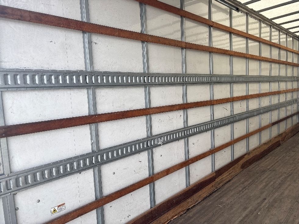 Medium Duty Box Truck-Light and Medium Duty Trucks-Freightliner-2022-M2-Baton Rouge-LA-136,236\n\t\tmiles-$ 61,500 - Image 11