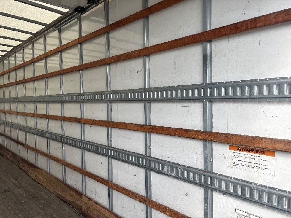 Medium Duty Box Truck-Light and Medium Duty Trucks-Freightliner-2022-M2-Baton Rouge-LA-136,236\n\t\tmiles-$ 61,500 - Image 12