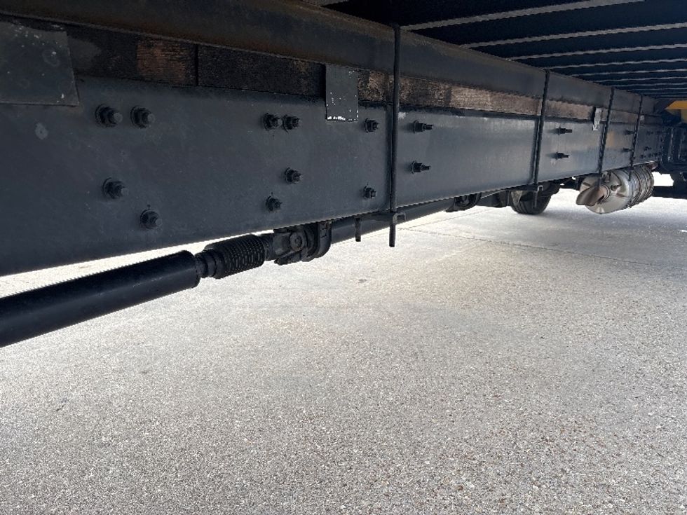 Medium Duty Box Truck-Light and Medium Duty Trucks-Freightliner-2022-M2-Baton Rouge-LA-136,236\n\t\tmiles-$ 61,500 - Image 14