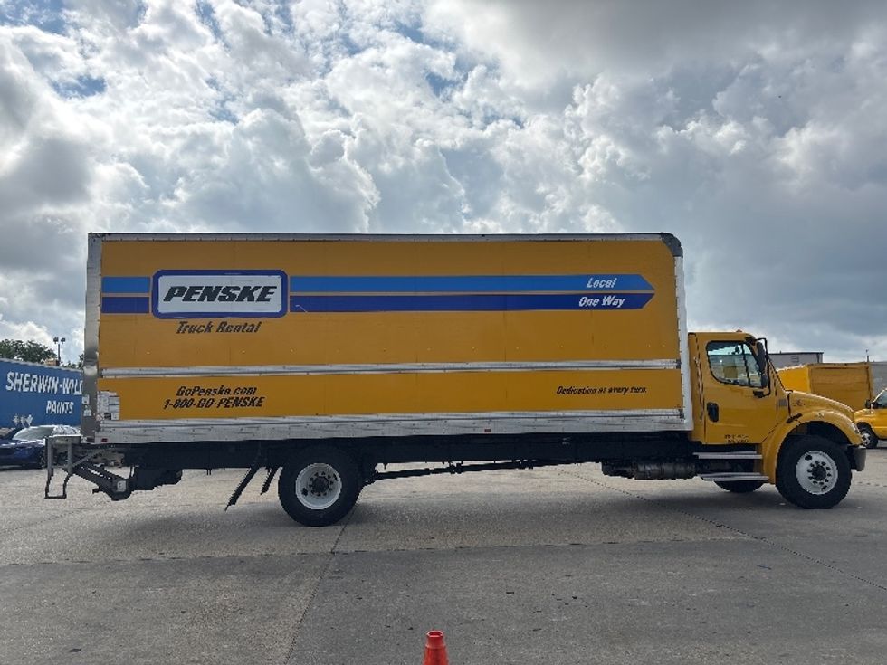 Medium Duty Box Truck-Light and Medium Duty Trucks-Freightliner-2022-M2-Baton Rouge-LA-136,236\n\t\tmiles-$ 61,500 - Image 15