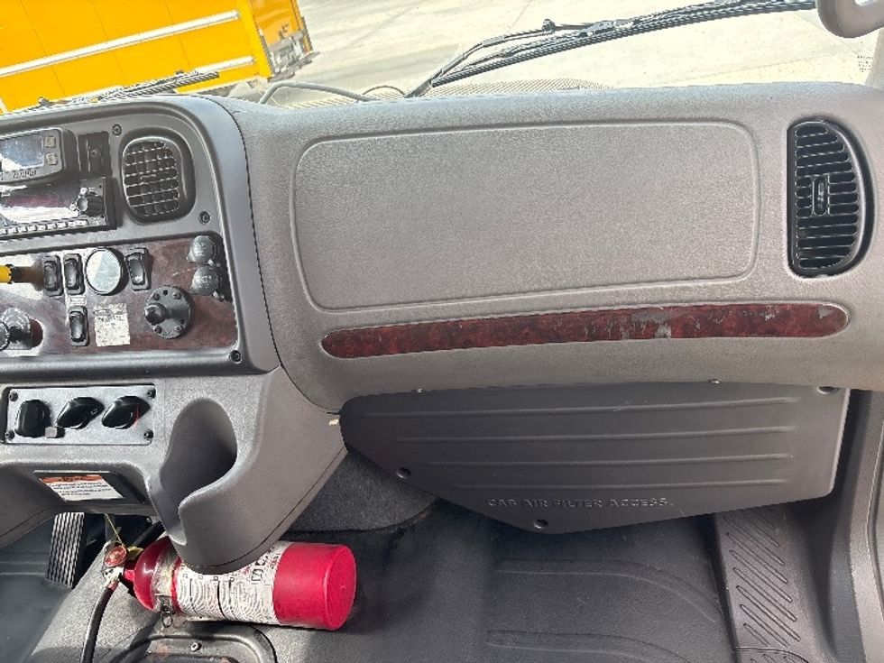 Medium Duty Box Truck-Light and Medium Duty Trucks-Freightliner-2022-M2-Baton Rouge-LA-136,236\n\t\tmiles-$ 61,500 - Image 21