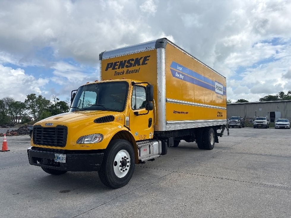 Medium Duty Box Truck-Light and Medium Duty Trucks-Freightliner-2022-M2-Baton Rouge-LA-136,236\n\t\tmiles-$ 61,500 - Image 3