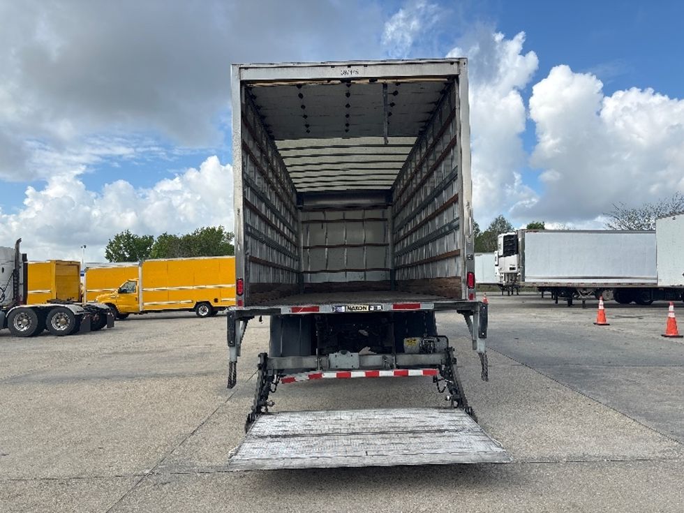 Medium Duty Box Truck-Light and Medium Duty Trucks-Freightliner-2022-M2-Baton Rouge-LA-136,236\n\t\tmiles-$ 61,500 - Image 9