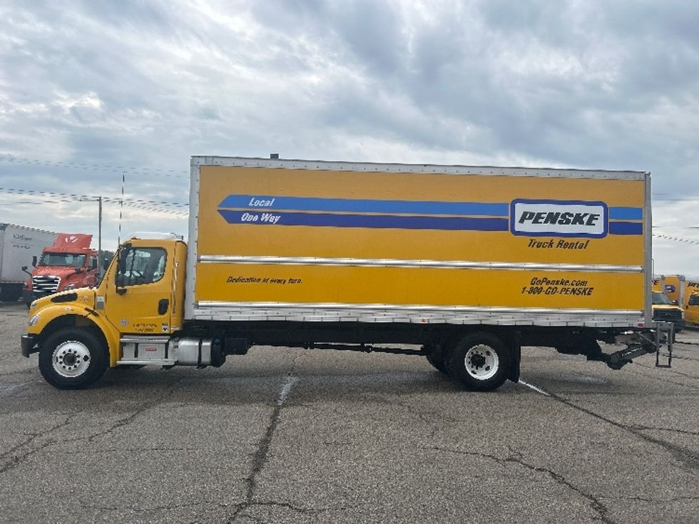 Medium Duty Box Truck-Light and Medium Duty Trucks-Freightliner-2022-M2-Battle Creek-MI-264,870\n\t\tmiles-$ 44,000 - Image 4