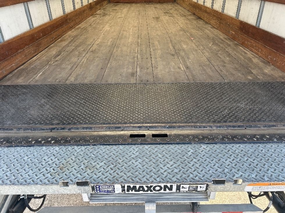 Medium Duty Box Truck-Light and Medium Duty Trucks-Freightliner-2022-M2-Beaumont-TX-235,540\n\t\tmiles-$ 50,750 - Image 10