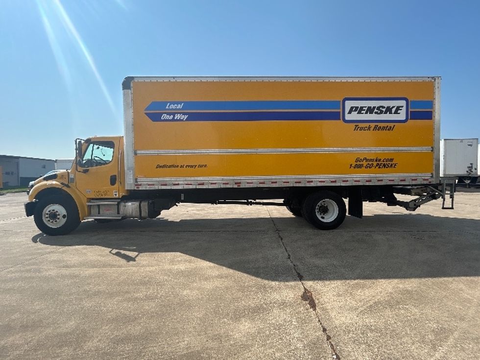 Medium Duty Box Truck-Light and Medium Duty Trucks-Freightliner-2022-M2-Beaumont-TX-235,540\n\t\tmiles-$ 50,750 - Image 4
