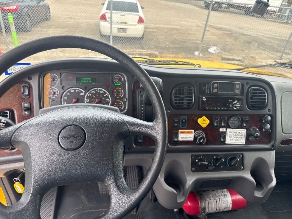 Medium Duty Box Truck-Light and Medium Duty Trucks-Freightliner-2022-M2-Beaumont-TX-84,868\n\t\tmiles-$ 79,000 - Image 18