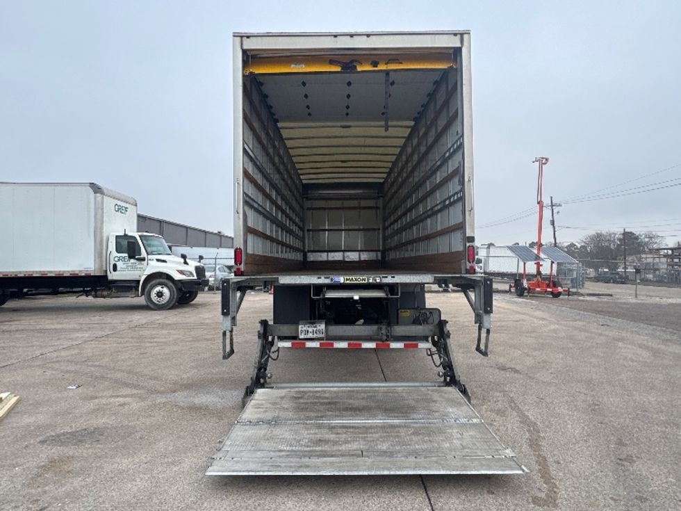 Medium Duty Box Truck-Light and Medium Duty Trucks-Freightliner-2022-M2-Beaumont-TX-84,868\n\t\tmiles-$ 79,000 - Image 9