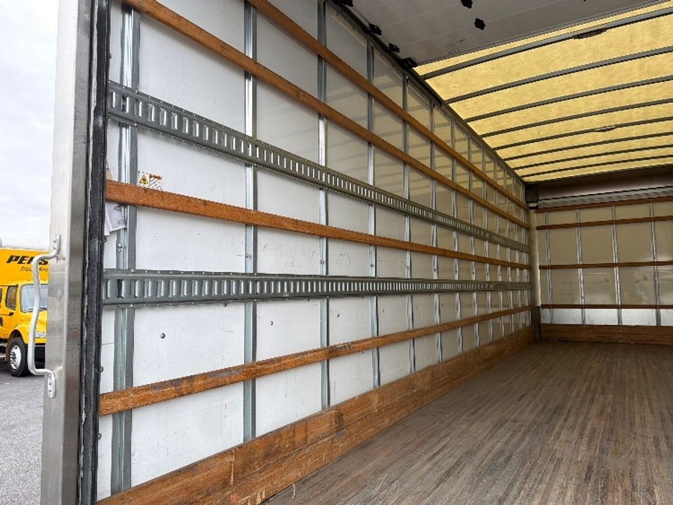 Medium Duty Box Truck-Light and Medium Duty Trucks-Freightliner-2022-M2-Belcamp-MD-12,570\n\t\tmiles-$ 83,250 - Image 11