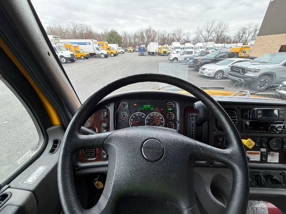 Medium Duty Box Truck-Light and Medium Duty Trucks-Freightliner-2022-M2-Belcamp-MD-12,570\n\t\tmiles-$ 83,250 - Image 18