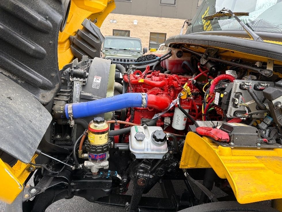 Medium Duty Box Truck-Light and Medium Duty Trucks-Freightliner-2022-M2-Belcamp-MD-12,570\n\t\tmiles-$ 83,250 - Image 24