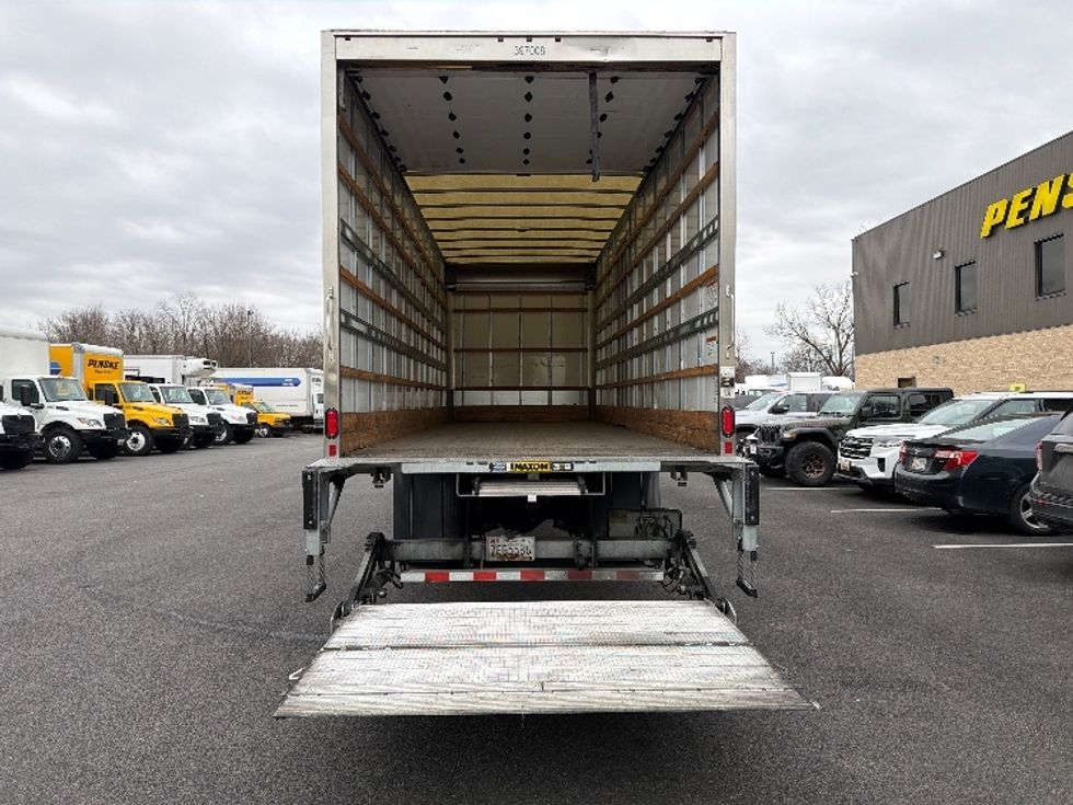 Medium Duty Box Truck-Light and Medium Duty Trucks-Freightliner-2022-M2-Belcamp-MD-12,570\n\t\tmiles-$ 83,250 - Image 9