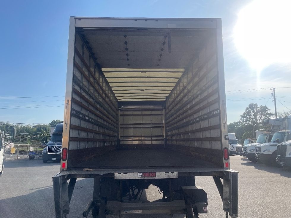 Medium Duty Box Truck-Light and Medium Duty Trucks-Freightliner-2022-M2-Belcamp-MD-158,192\n\t\tmiles-$ 57,250 - Image 8