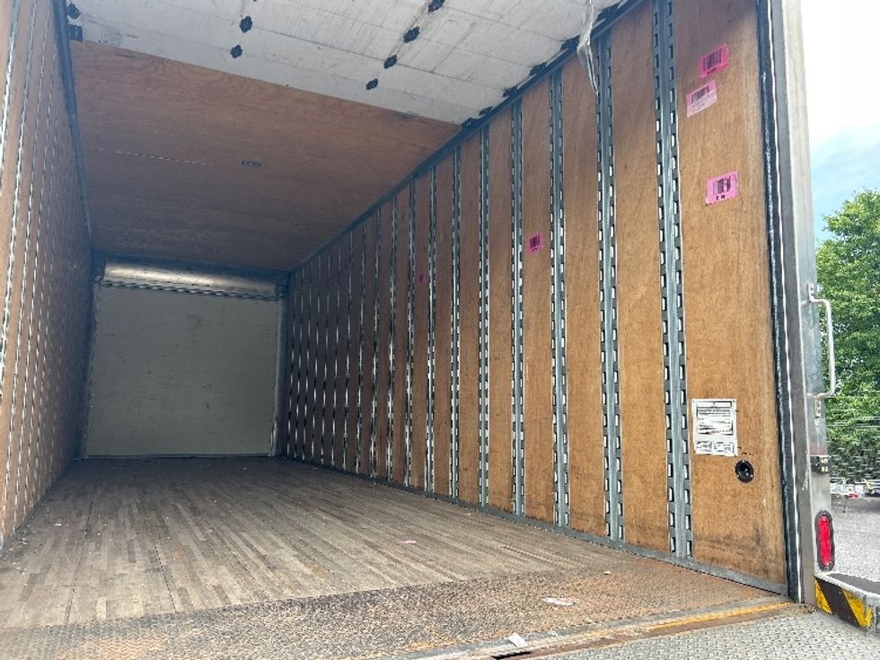 Medium Duty Box Truck-Light and Medium Duty Trucks-Freightliner-2022-M2-Belcamp-MD-193,074\n\t\tmiles-$ 62,500 - Image 14