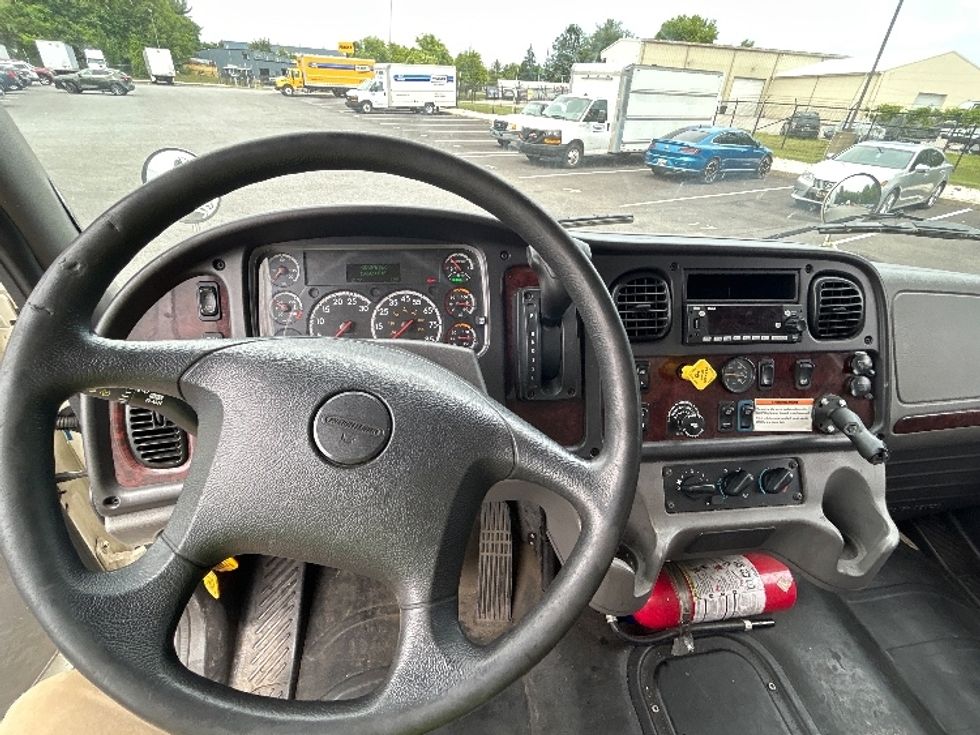 Medium Duty Box Truck-Light and Medium Duty Trucks-Freightliner-2022-M2-Belcamp-MD-193,074\n\t\tmiles-$ 62,500 - Image 18