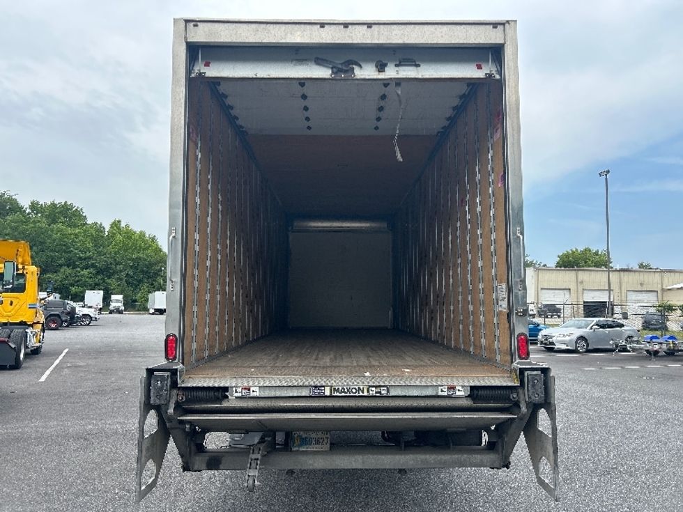 Medium Duty Box Truck-Light and Medium Duty Trucks-Freightliner-2022-M2-Belcamp-MD-193,074\n\t\tmiles-$ 62,500 - Image 8