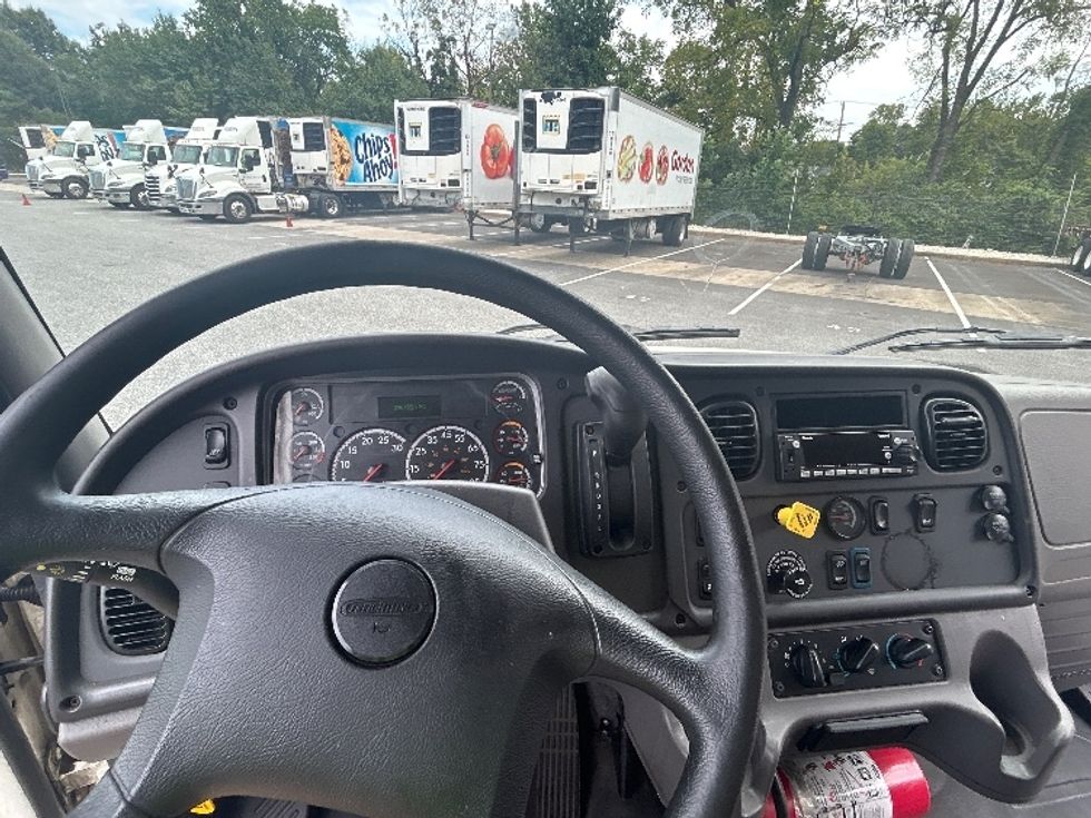 Medium Duty Box Truck-Light and Medium Duty Trucks-Freightliner-2022-M2-Belcamp-MD-298,728\n\t\tmiles-$ 47,750 - Image 17