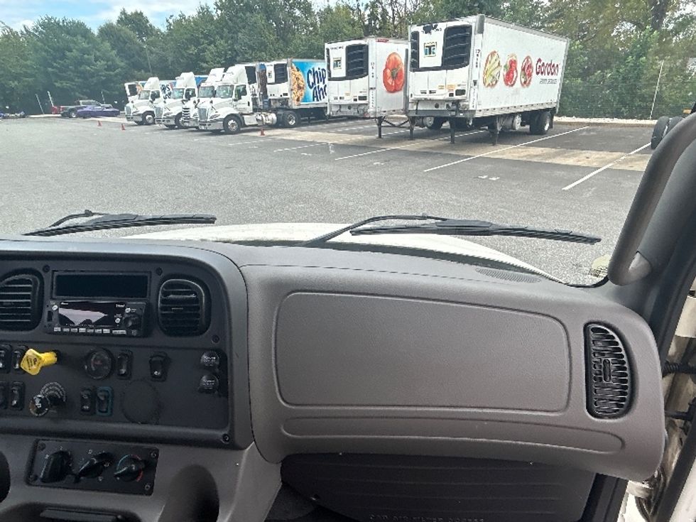 Medium Duty Box Truck-Light and Medium Duty Trucks-Freightliner-2022-M2-Belcamp-MD-298,728\n\t\tmiles-$ 47,750 - Image 20