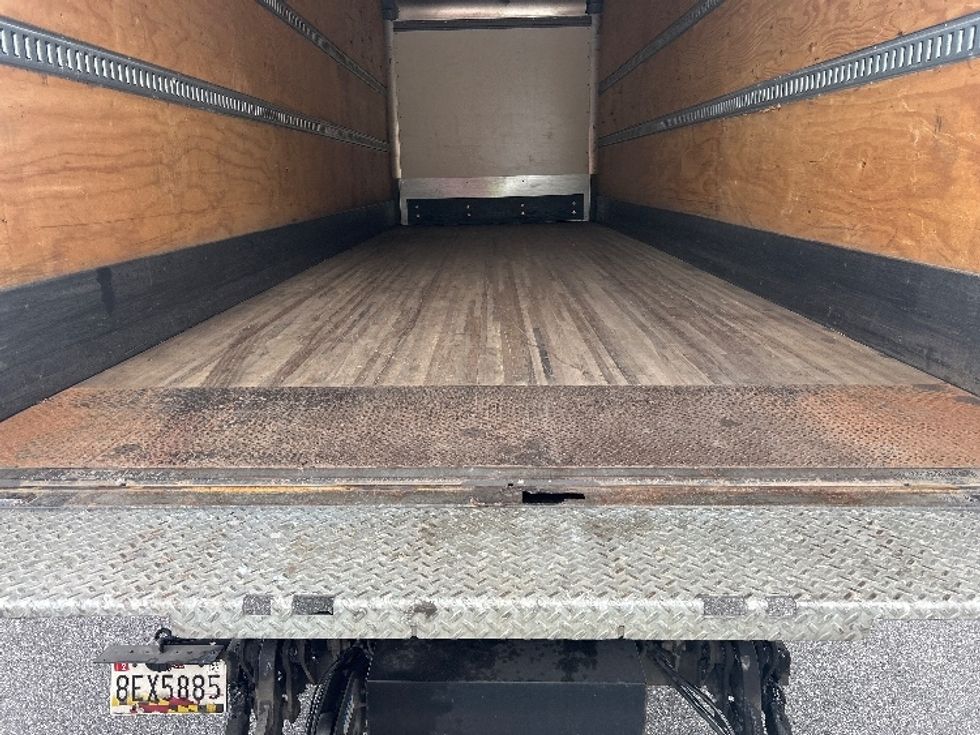 Medium Duty Box Truck-Light and Medium Duty Trucks-Freightliner-2022-M2-Belcamp-MD-298,728\n\t\tmiles-$ 47,750 - Image 9
