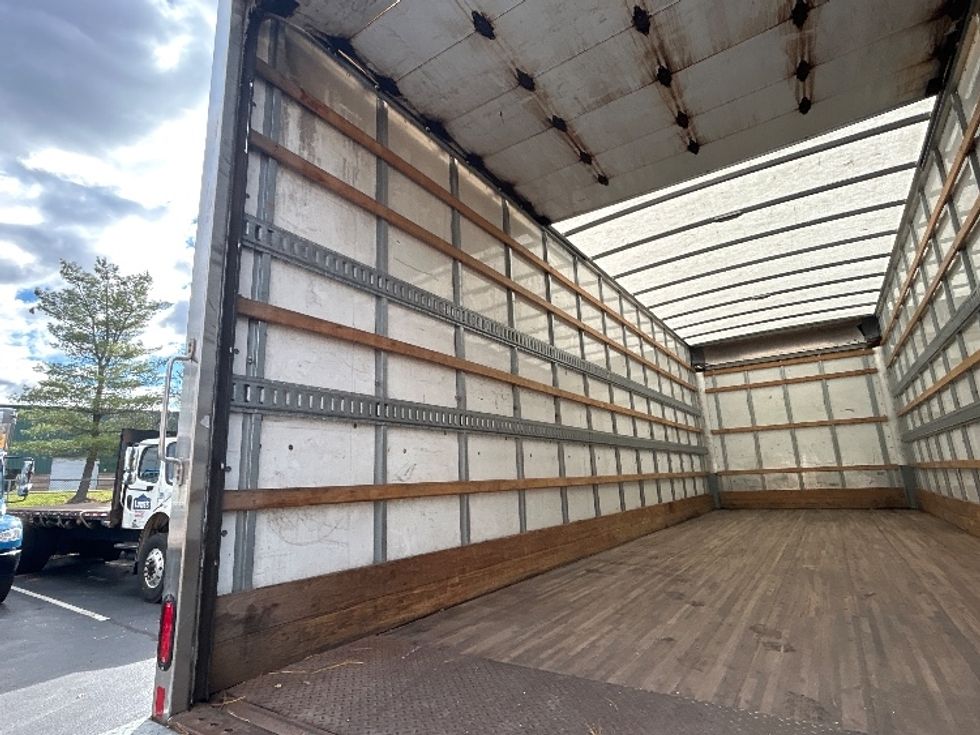 Medium Duty Box Truck-Light and Medium Duty Trucks-Freightliner-2022-M2-Bensalem-PA-254,973\n\t\tmiles-$ 43,750 - Image 11