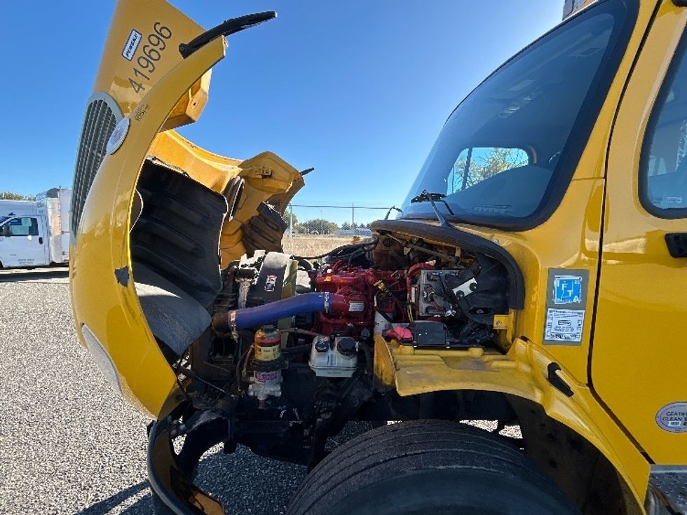 Medium Duty Box Truck-Light and Medium Duty Trucks-Freightliner-2022-M2-Billings-MT-161,077\n\t\tmiles-$ 56,500 - Image 24