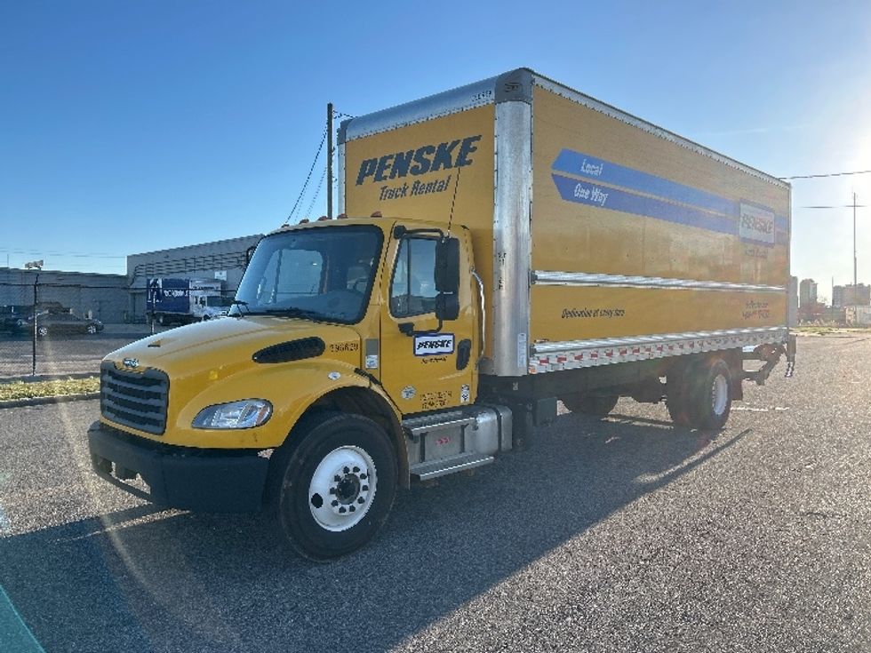 Medium Duty Box Truck-Light and Medium Duty Trucks-Freightliner-2022-M2-Birmingham-AL-131,365\n\t\tmiles-$ 75,750 - Image 3